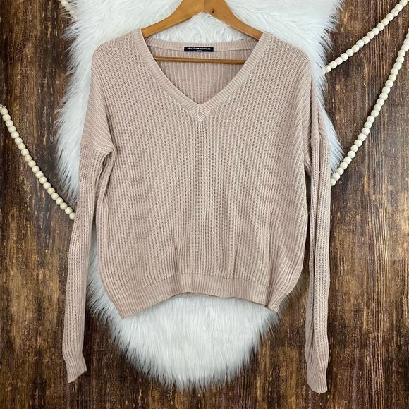 Brandy Melville Sweaters - Brandy Melville | Ribbed Sweater V Neck Rose Pink